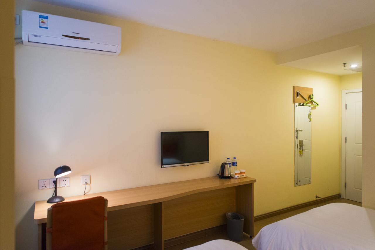 Home Inn Dalian Xinghai Bay Wuyi Road Nansha Street Exteriér fotografie